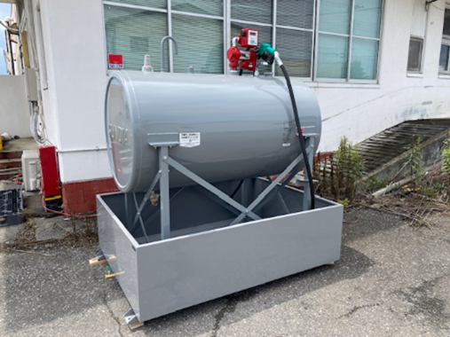 お話し中。軽油タンク 軽油タンク（緑）10L【10個セット】軽油缶ノズル付き 消防法適合品